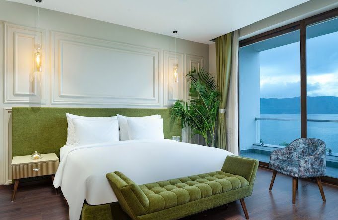 Lakefront room with Balcony - ZANA Lake Resort, Udaipur - 2